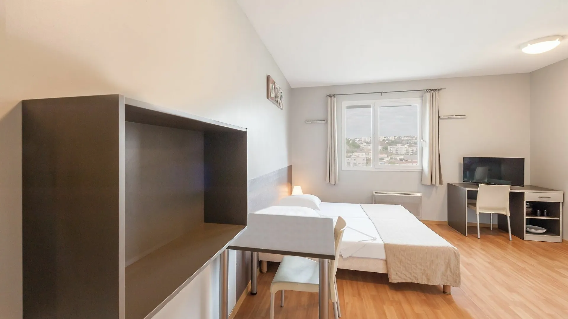 City Residence Marseille location