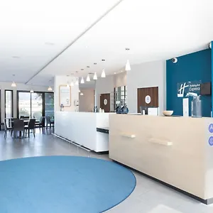 Hotel Express - Marseille Airport, An Ihg