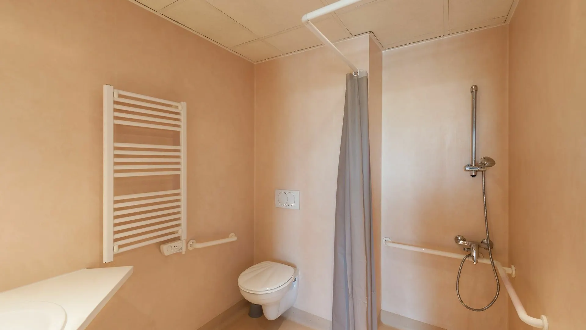 City Residence Marseille 3*,  France